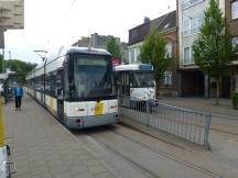 Endstelle Hoboken (links L.2 nach Merksem, rechts L.4 nach Silsburg)