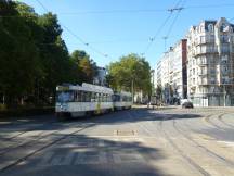 H Harmonie: Linie 10 aus dem Mechelsesteenweg zum regulären Bahnsteig