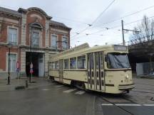 Wenden auf dem Draakplaats - vorwärts aus der nördlichen Wagenhalle