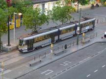 am Gare du Midi auf der Avenue Fonsny, wo nur am Abend Linien verkehren