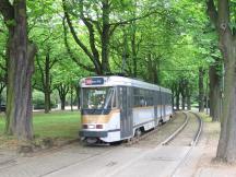 Allee auf der Avenue de Tervueren kurz vor Erreichen der H Madoux