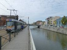 Boulevard de Nieuport neben dem Canal Bruxellesl-Charleroi