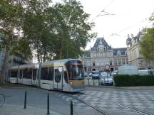 Place Maurice van Meenen, im Hintergrund das Rathaus St Gilles