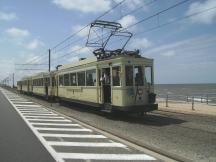 4-Wagen-Zug, angeführt von Standard Tw 9985 (Bj um 1930), der ursprünglich mal ein Bw war