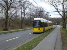 Hultschiner Damm - Richtung Köpenick Fahrt in den Gegenverkehr