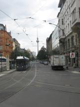 U Oranienburger Tor, Blick durch die Oranienburger Str Richtung Zentrum