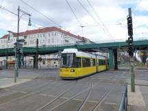 Einfahrt H Schönhauser Allee / Bornholmer Str, Fahrtrichtung Virchow Klinikum