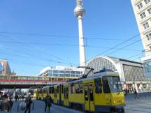 Alexanderpl. im Hintergrund der Berliner Fernsehturm