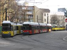 Schleife Hackescher Markt (linkes Gleis M4, Mitte M5)