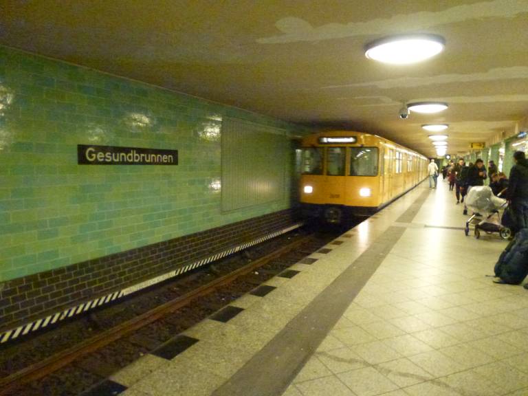 Trams & Trains in Berlin, Deutschland UBahn