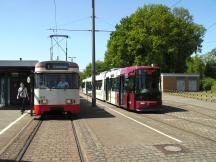 Endstelle Huchting (links L.1 nach Osterholz, rechts L.8 zur Kulenkampffallee)