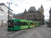 H Domsheide, Fahrtrichtung Gröpelingen - im Hintergrund das Landgericht Bremen