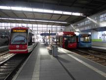 Chemnitz Hbf - v.l. Linien C14, C11, 3