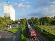 Güterzug, bespannt mit der BR 152 in Bonn Gronau