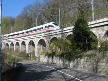 zwischen Jestetten (D) und Neuhausen (CH) am Rheinfall