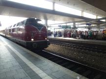 Diesellok der BR V200 in Düsseldorf Hbf