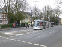 H Schloss Benrath, Fahrtrichtung Zentrum