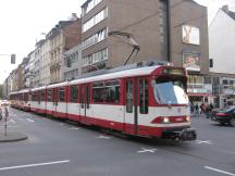 Friedrichstr Ecke Herzogstr zw Kirchpl und Graf Adolf Pl, Richtung Gerresheim