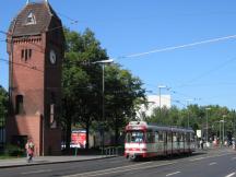 H Schlüterstr, links der Turm der Fa. Haniel&Lueg