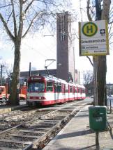 Haltestelle Schumannstr auf der Lindemannstr