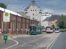 H Merowingerstr, im Hintergrund Warteposition Endstelle Steinberg