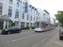 Volmerswerther Str zw Völklinger Str S-Bf und Dianastr, Fahrtrichtung Neuss