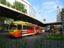 Immermannstr Ecke Berliner Allee, unterm Tausendfüßler