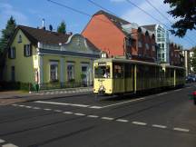 Tw 14 (Bj 1944) auf der Benrather Schlossallee Ecke Kappeler Str