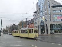 Tw 379 (Bj 1950) auf der Grafenberger Allee Ecke Lindemannstr