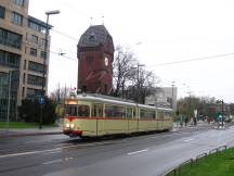 Tw 1269 (Bj 1966) auf der Grafenberger Allee vor dem Turm Haniel&Lueg