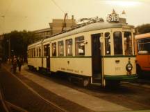 Tw 177 der Duisburger Verkehrsbetriebe in der Schleife Oberkassel