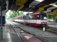 Hansaallee unter der Unterführung Brüsseler Str, Fahrtrichtung Stadtmitte