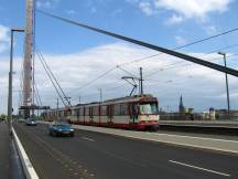 Oberkasseler Brücke, Fahrtrichtung Stadtmitte