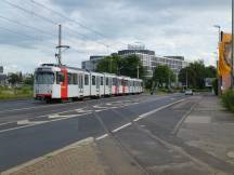 Bahnübergang an der Düsseldorfer Str, Fahrtrichtung Düsseldorf