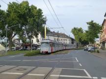 Nikolaus-Knopp-Pl, Fahrtrichtung Neuss