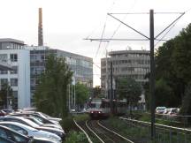 Hansaallee zwischen Lörickerstr und Böhlerstr, Fahrtrichtung Stadtmitte