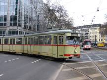 712 an der Graf Adolf Str Ecke Berliner Allee - Abzweig wird nicht linienmäßig bedient