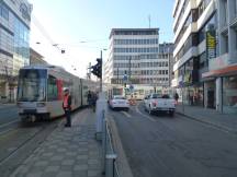 703: vom Wehrhahn rechts ab in die Jacobistr Richtung Venloer Str