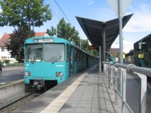 Stadtbahnwagen Typ U2 an der Endstelle Enkheim