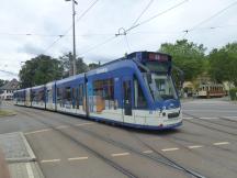 Schwarzwaldstr Ecke Möslestr, hinten rechts Gleise zur Schleife Musikhochschule