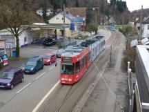 Vordergrund: Weiche vor dem Günterstäler Tor, im Hintergrund H Wiesenweg