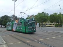 vorne: Partywagen nach Littenweiler, rechts 