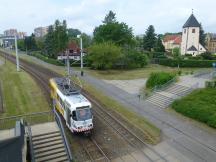 Schienenschleifwagen an der Fußgängerbrücke