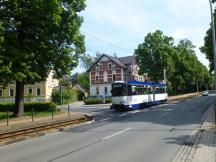 in Straßenrandlage auf der Promenadenstr, Fahrtrichtung Biesnitz-Landeskrone