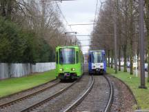 Zugbegegnung nahe der H Freudenthalstr