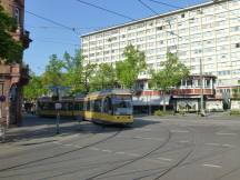 aus der Karlstr rechts ab in die Mathystr