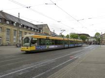 auf dem  vor dem Karlsruher Hbf