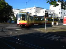 vom Albtalbahnhof rechts ab in die Ebertstr zum Hbf