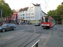 Luxemburger Str Ecke Sülzgürtel (links Verbindung zur Linie 13)