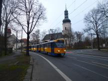 auf der Ossietzkystr vor der Gedächtniskirche in Schönefeld